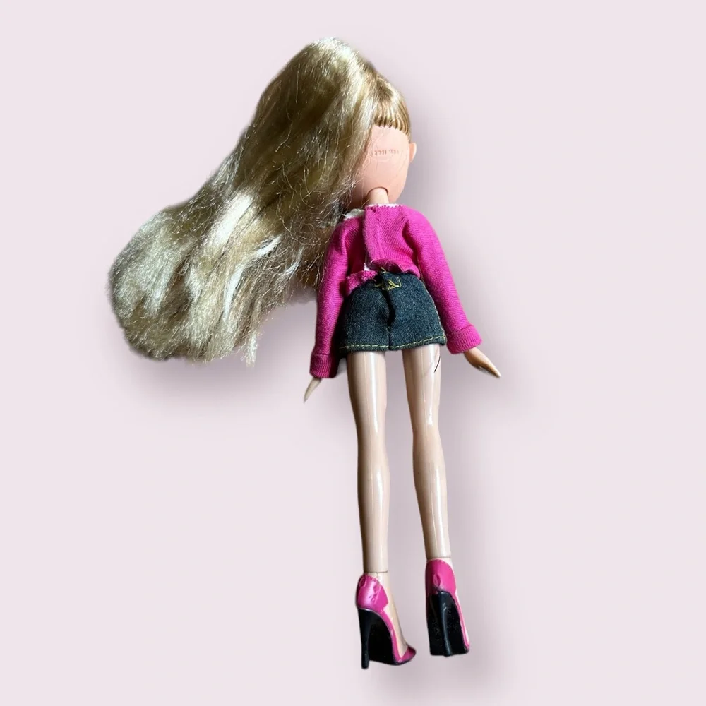 Vintage 2001 Bratz Doll Blonde Hair Denim Skirt Off The Shoulder Top 9.5” Tall